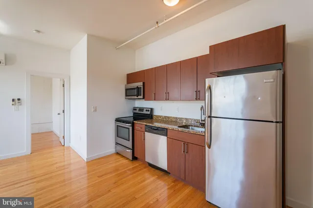 $1,554 | 4 Leverington Avenue, Unit 303, Philadelphia, PA 19127