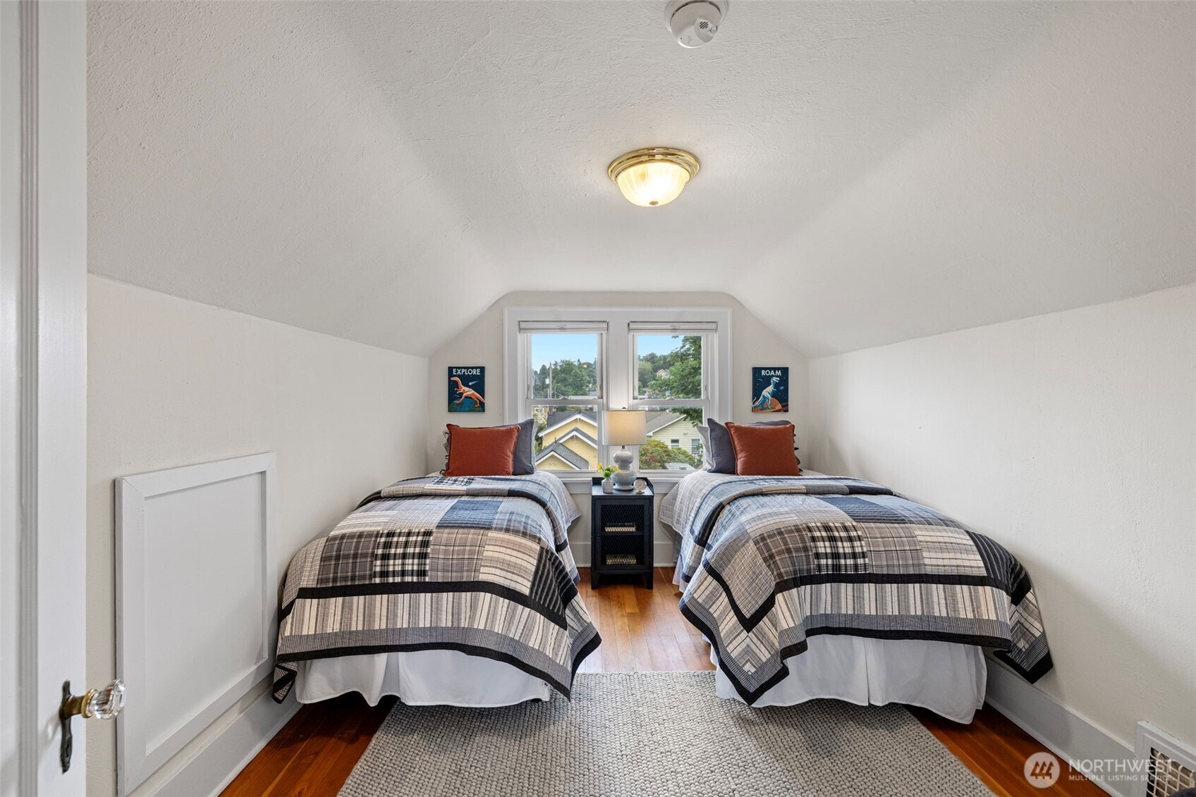 741 North 67th Street Seattle, WA 98103 - Photo 20 of 36