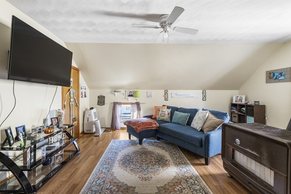 142 Fountain Street Fall River, MA 02721 - Photo 9 of 25