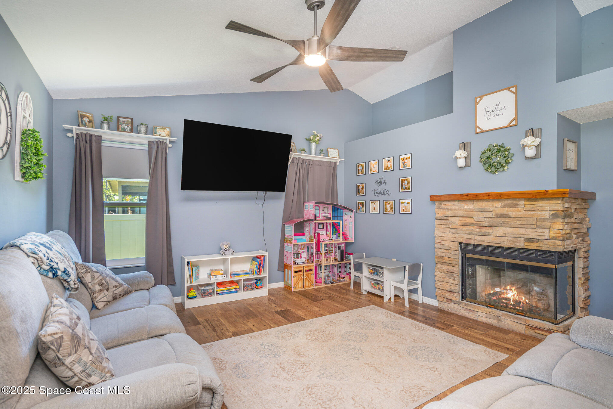 1781 Radisson Street Northwest Palm Bay, FL 32907 - Photo 10 of 26 011_dsc03209-edit_921