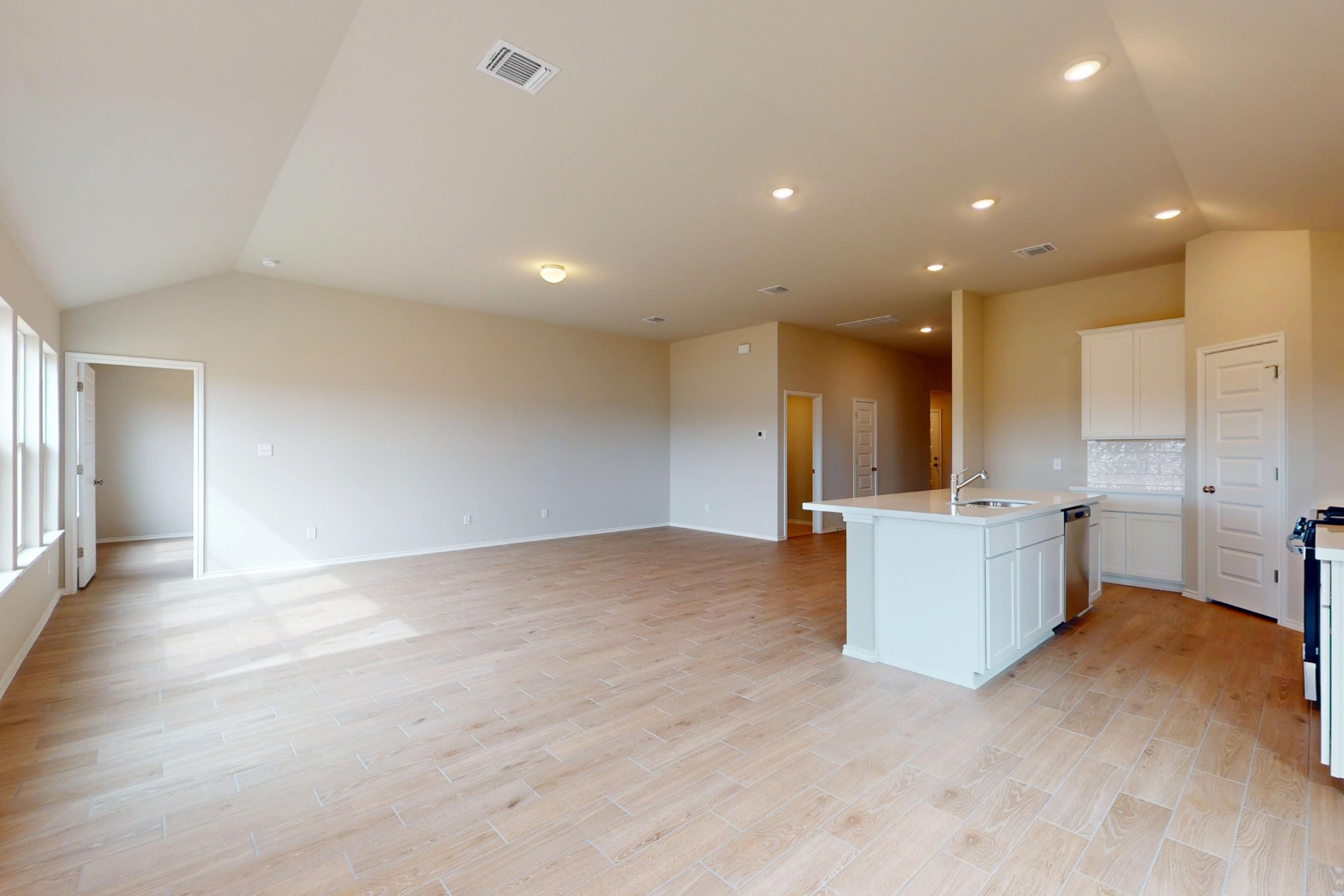 20009 Hirono Drive Manor, TX 78653 - Photo 9 of 39