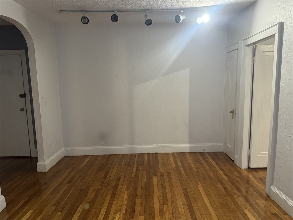 114 Strathmore Road, Unit 203 Boston, MA 02135 - Photo 5 of 12