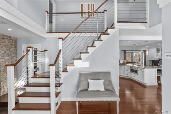 $1,395,000 | 9 Comanche Court, Katonah, NY 10536