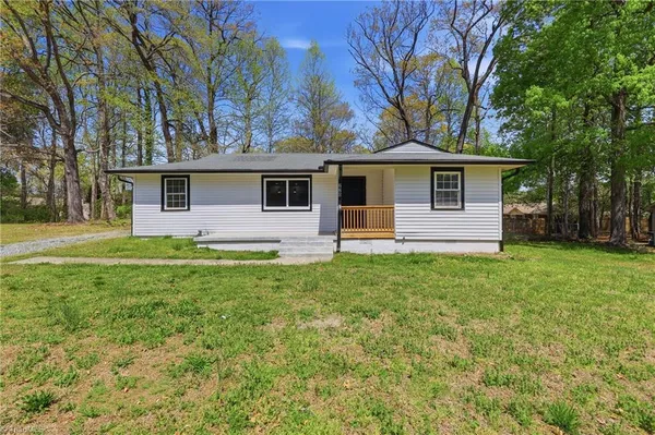 $295,000 | 220 Hedgecock Road, High Point, NC 27265