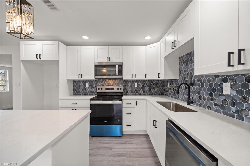 220 Hedgecock Road High Point, NC 27265 - Photo 12 of 36