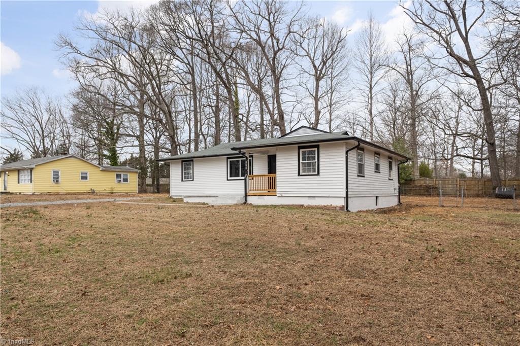 220 Hedgecock Road High Point, NC 27265 - Photo 2 of 36