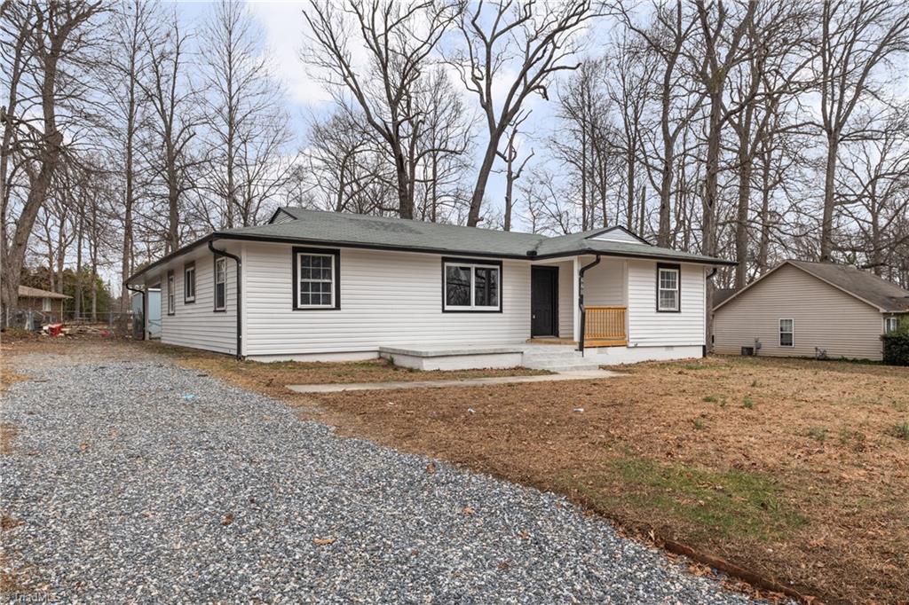 220 Hedgecock Road High Point, NC 27265 - Photo 4 of 36