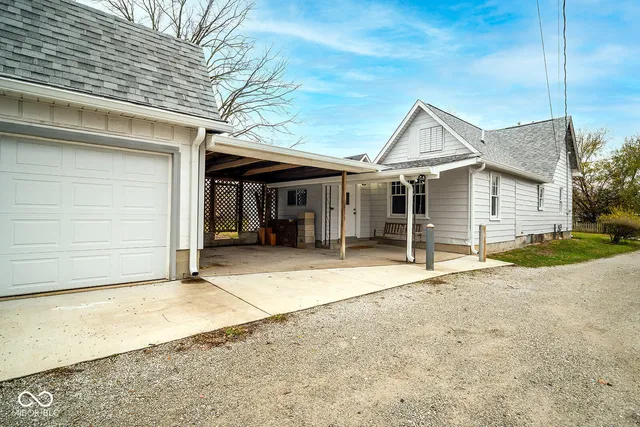 $329,900 | 601 South Ohio Street, Martinsville, IN 46151