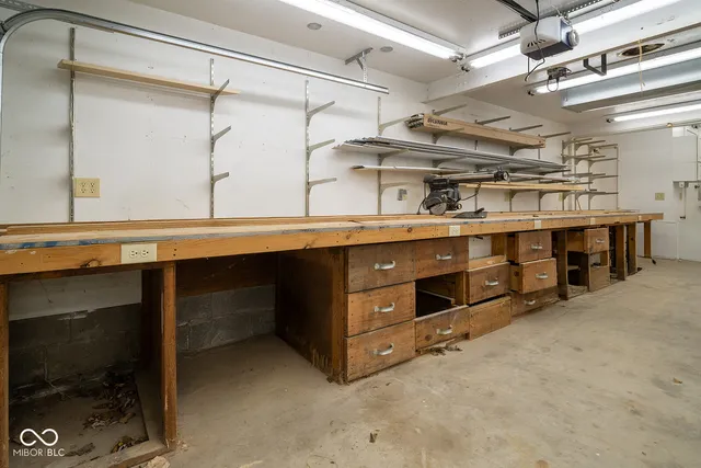 $329,900 | 601 South Ohio Street, Martinsville, IN 46151