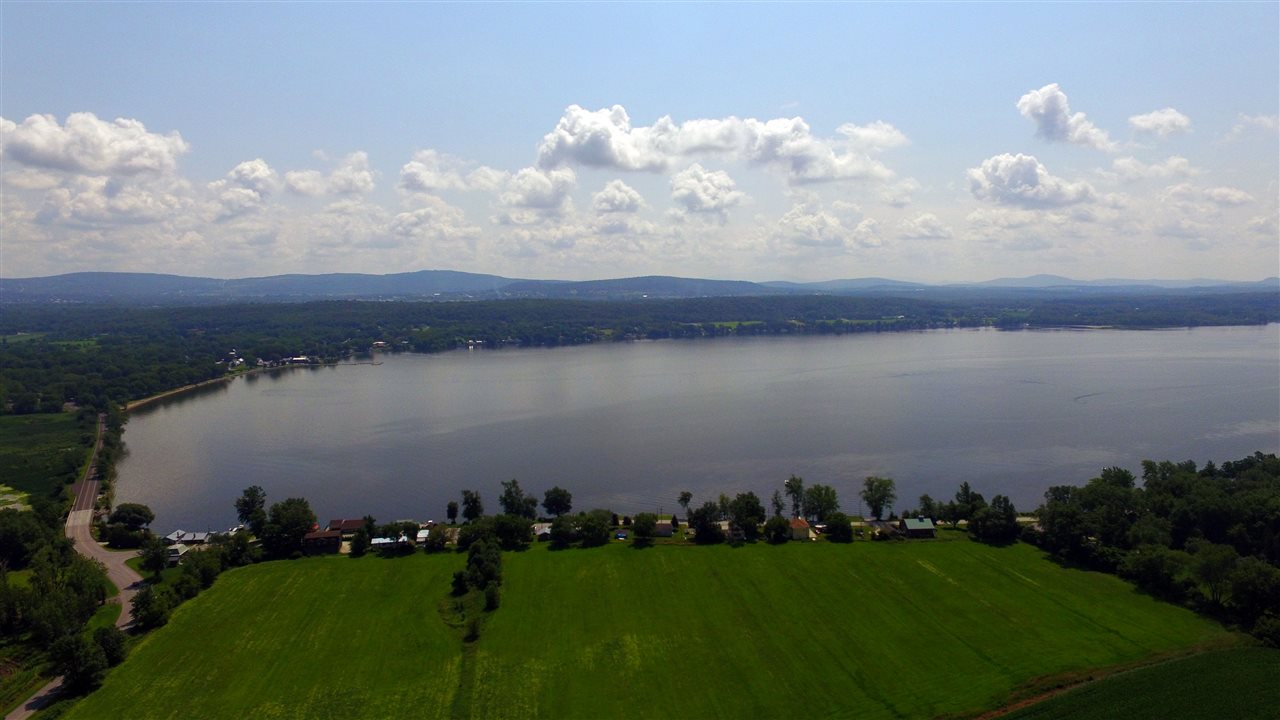 138 Hathaway Point Road Swanton, VT 05488 - Photo 4 of 35 Gallery Image 4