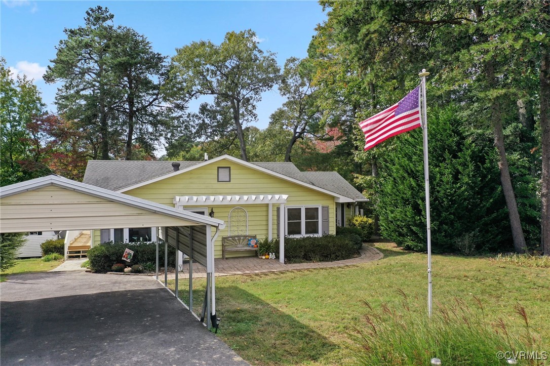 1082 South Glebe Road Montross, VA 22520 - Photo 3 of 45 Gallery Image 3