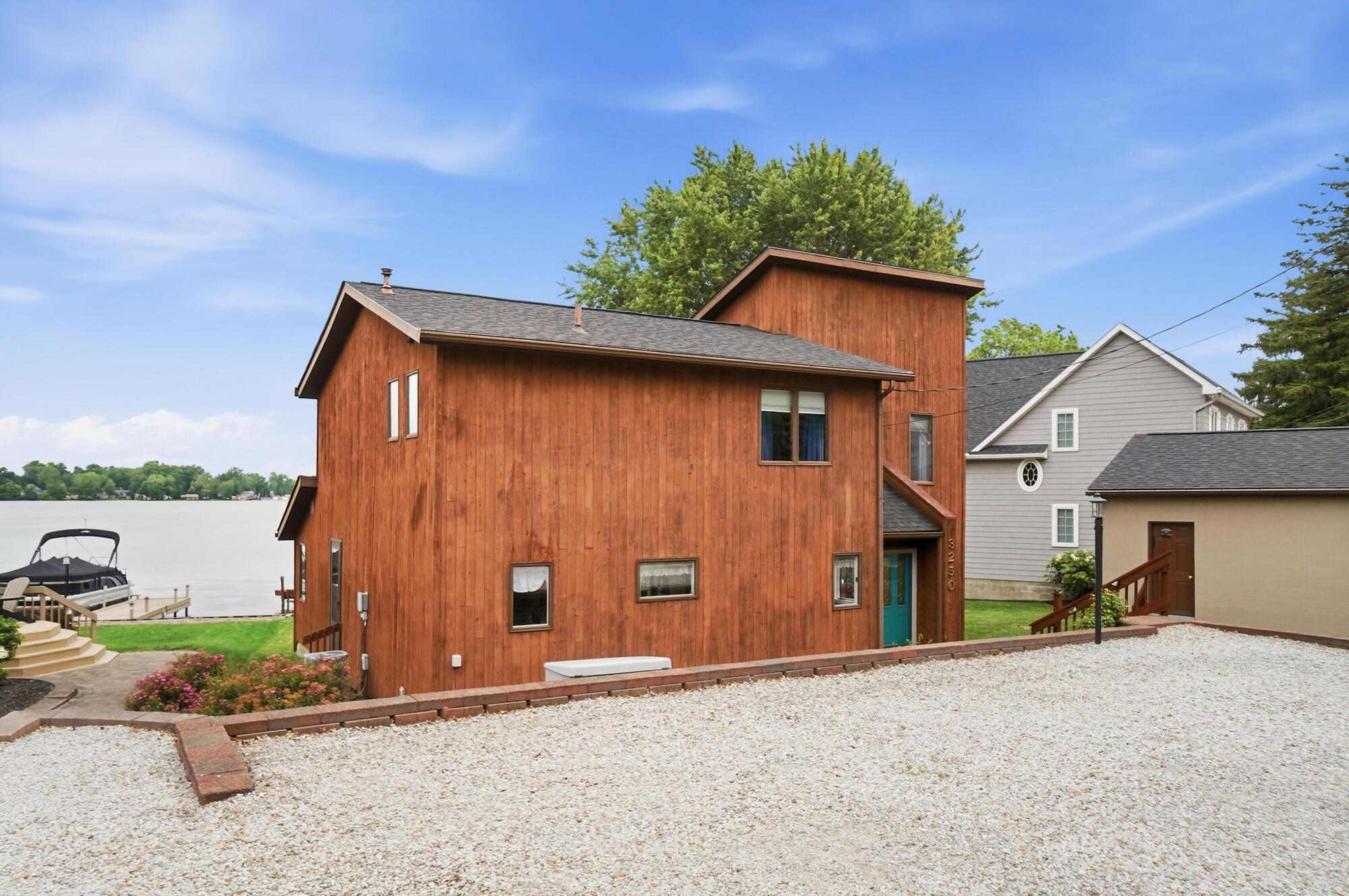 3250 South Bank Road Northeast Millersport, OH 43046 - Photo 72 of 79 Front View / Parking - 3250 South Bank Road NE, Millersport, OH 43046