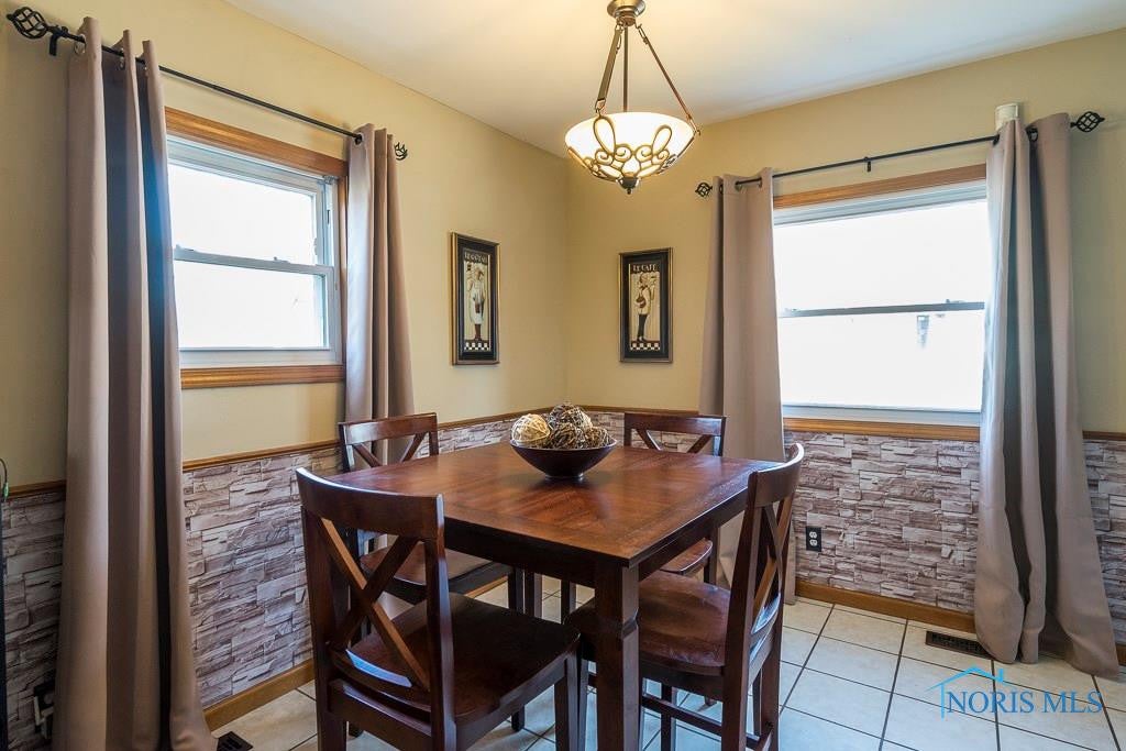 5913 Bay Shore Road Oregon, OH 43616 - Photo 8 of 22 Gallery Image 8