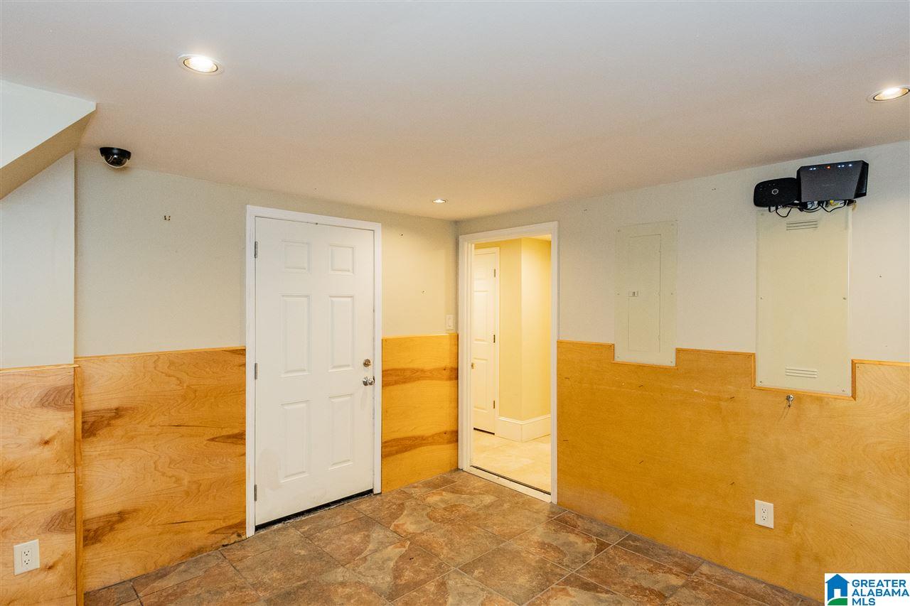 1704 Kensington Road Birmingham, AL 35209 - Photo 20 of 31