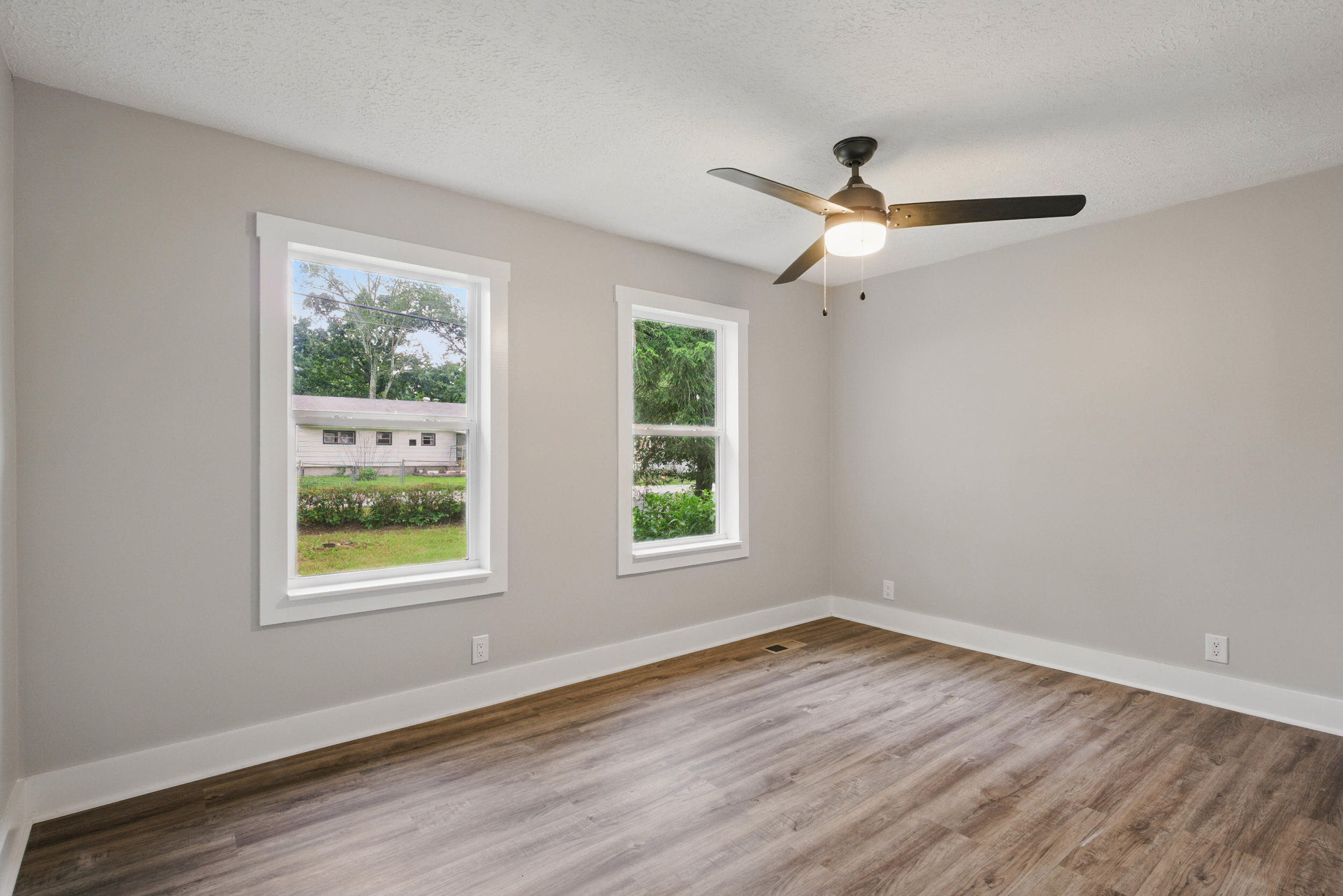 8427 Springfield Road Soddy Daisy, TN 37379 - Photo 13 of 30 9_8427 springfield rd-9