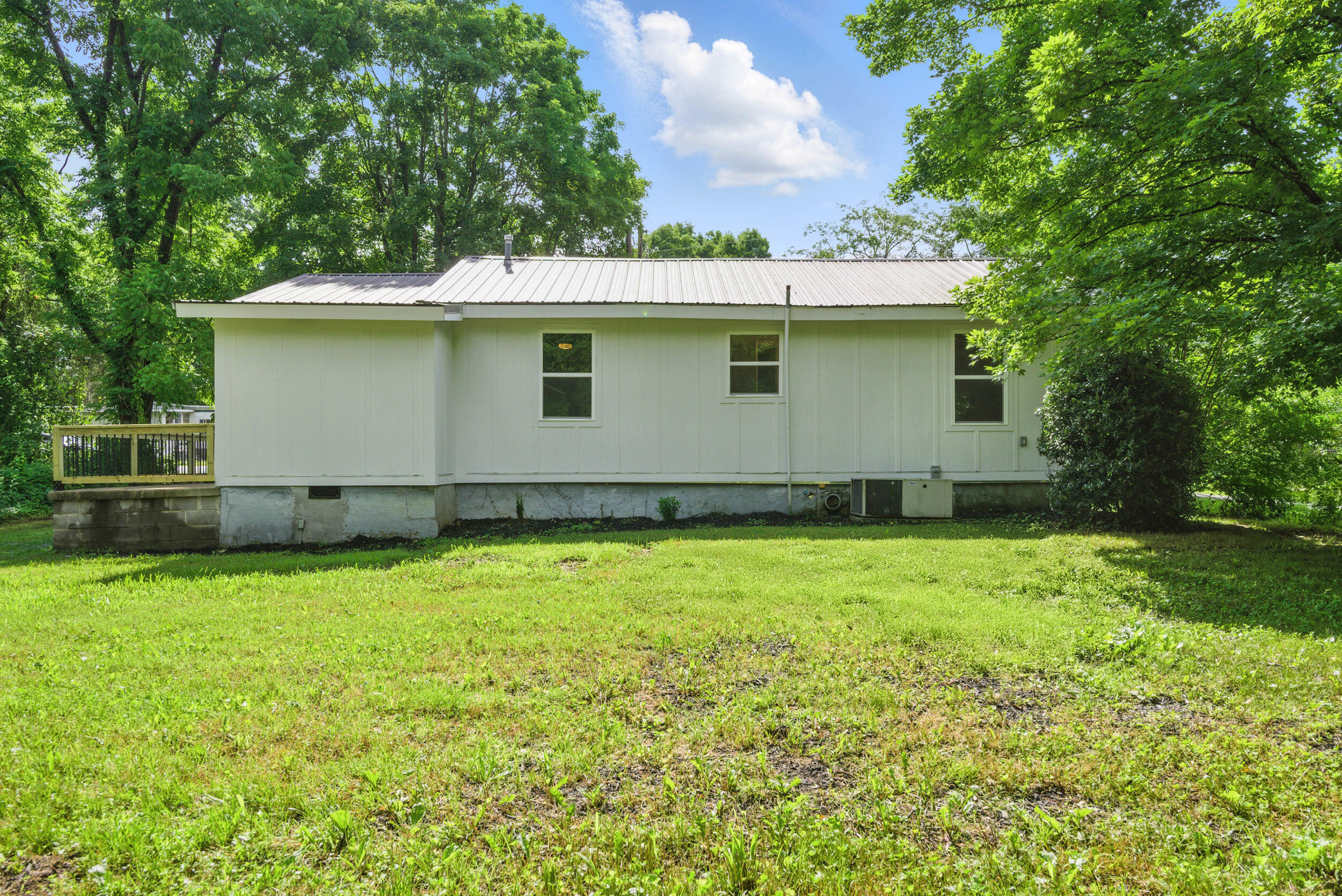 8427 Springfield Road Soddy Daisy, TN 37379 - Photo 24 of 30 19_8427 springfield rd-19