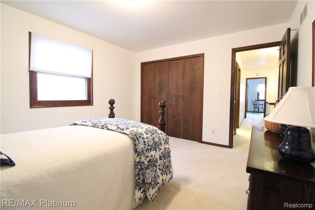 6148 Kings Scepter Road Grand Blanc, MI 48439 - Photo 9 of 38 K Bed 2 Up 1.jpg