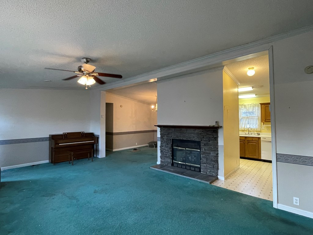 5045 Queen Chapel Road Dalzell, SC 29040 - Photo 2 of 11 Gallery Image 2