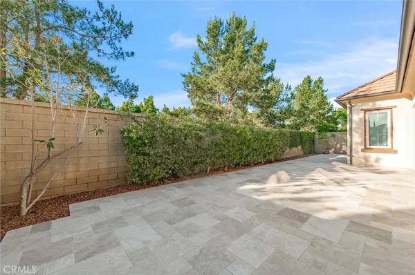 $2,419,980 | 79 Field Poppy, Irvine, CA 92620