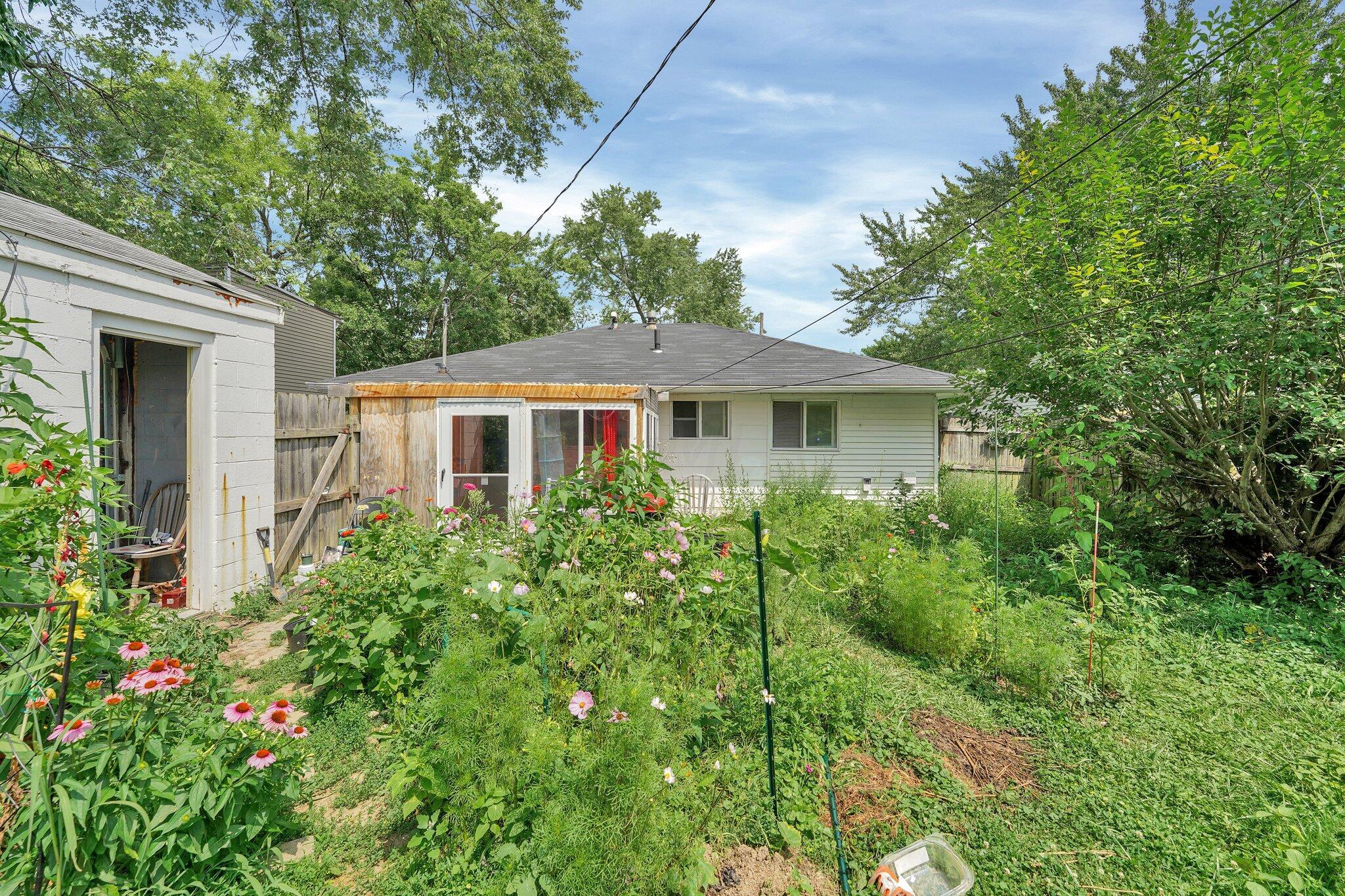 3597 Gerbert Road Columbus, OH 43224 - Photo 17 of 19 20-web-or-mls-3597-gerbert-rd