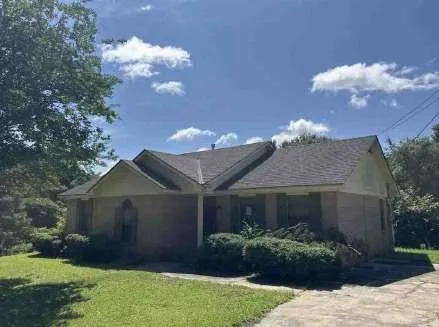 $31,072 | 2112 Auburn Street, Tuskegee, AL 36083