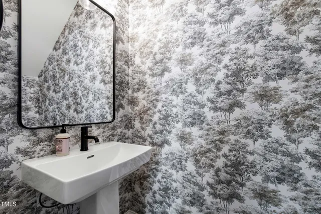 $539,000 | 5705 Tall Pines Court, Raleigh, NC 27609