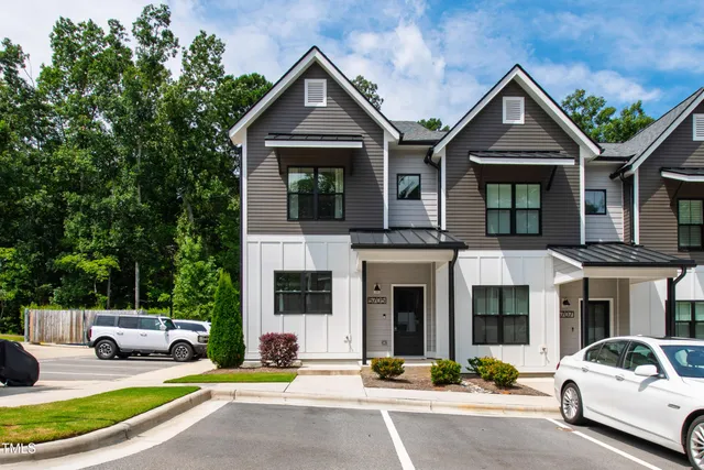 $539,000 | 5705 Tall Pines Court, Raleigh, NC 27609