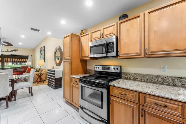 $478,500 | 6846 Bridlewood Court, Boca Raton, FL 33433