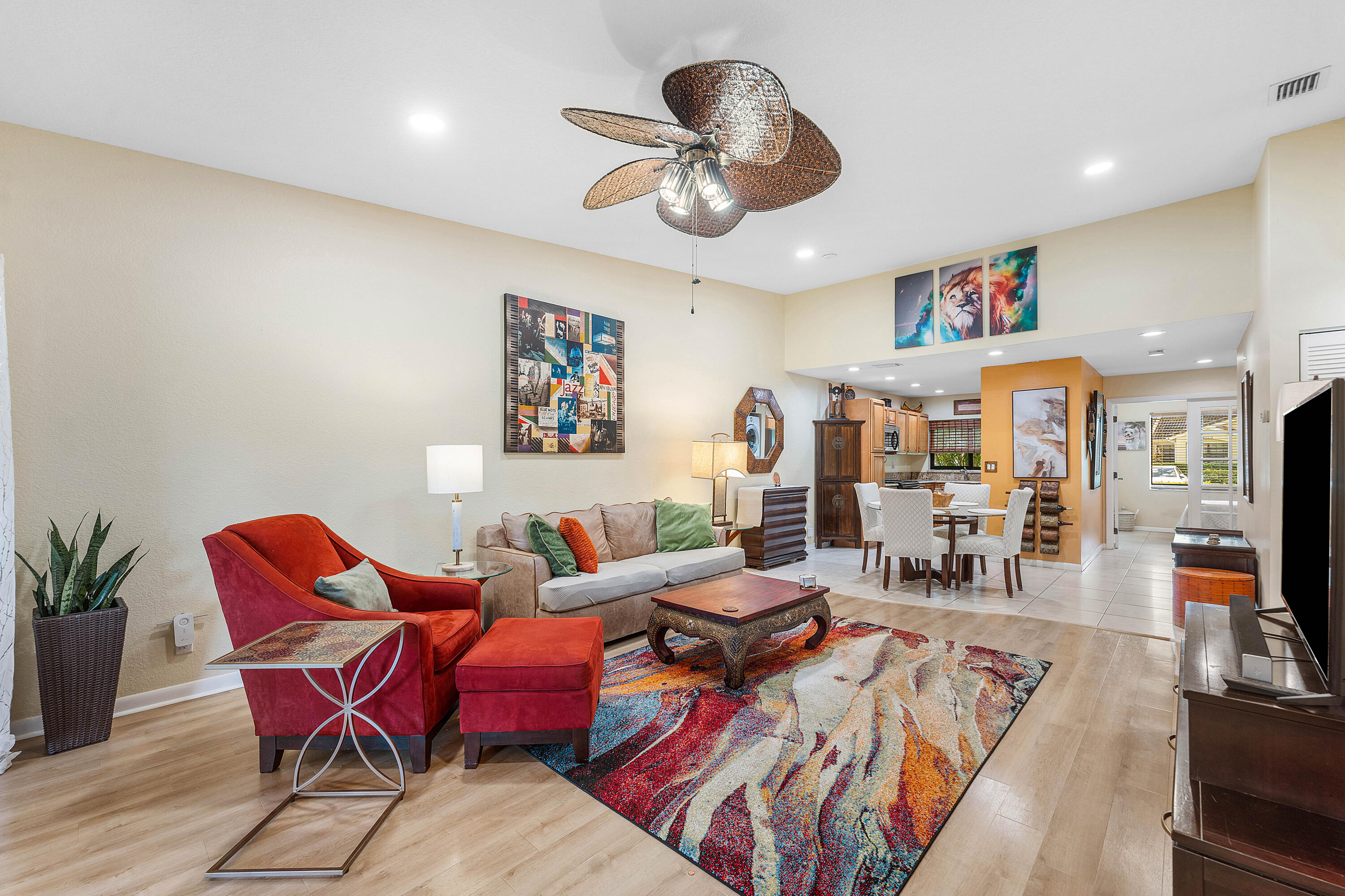 6846 Bridlewood Court Boca Raton, FL 33433 - Photo 7 of 38 Vaulted ceilings