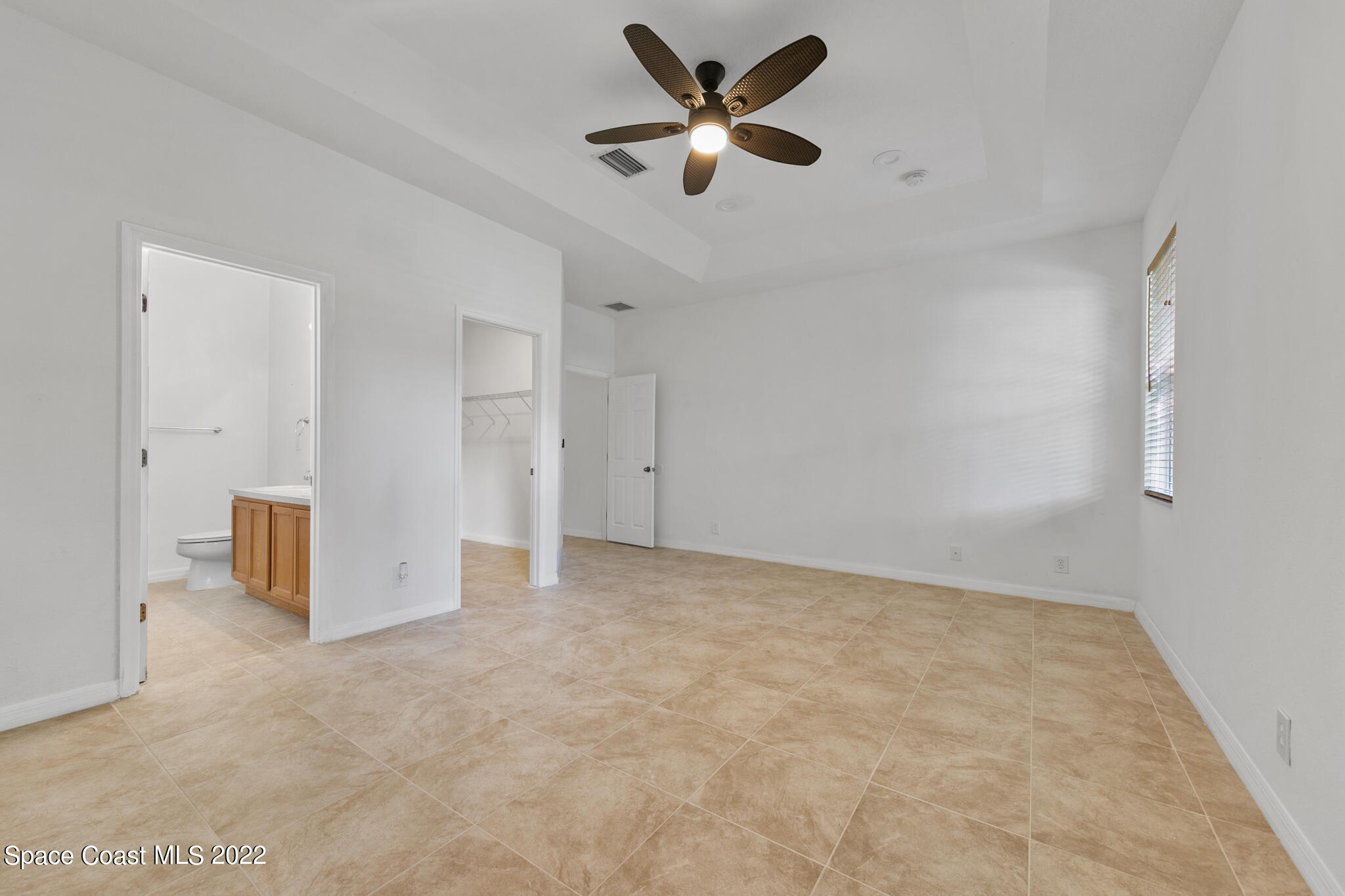 1963 Jupiter Boulevard Southwest Palm Bay, FL 32908 - Photo 28 of 42 a view of an empty room