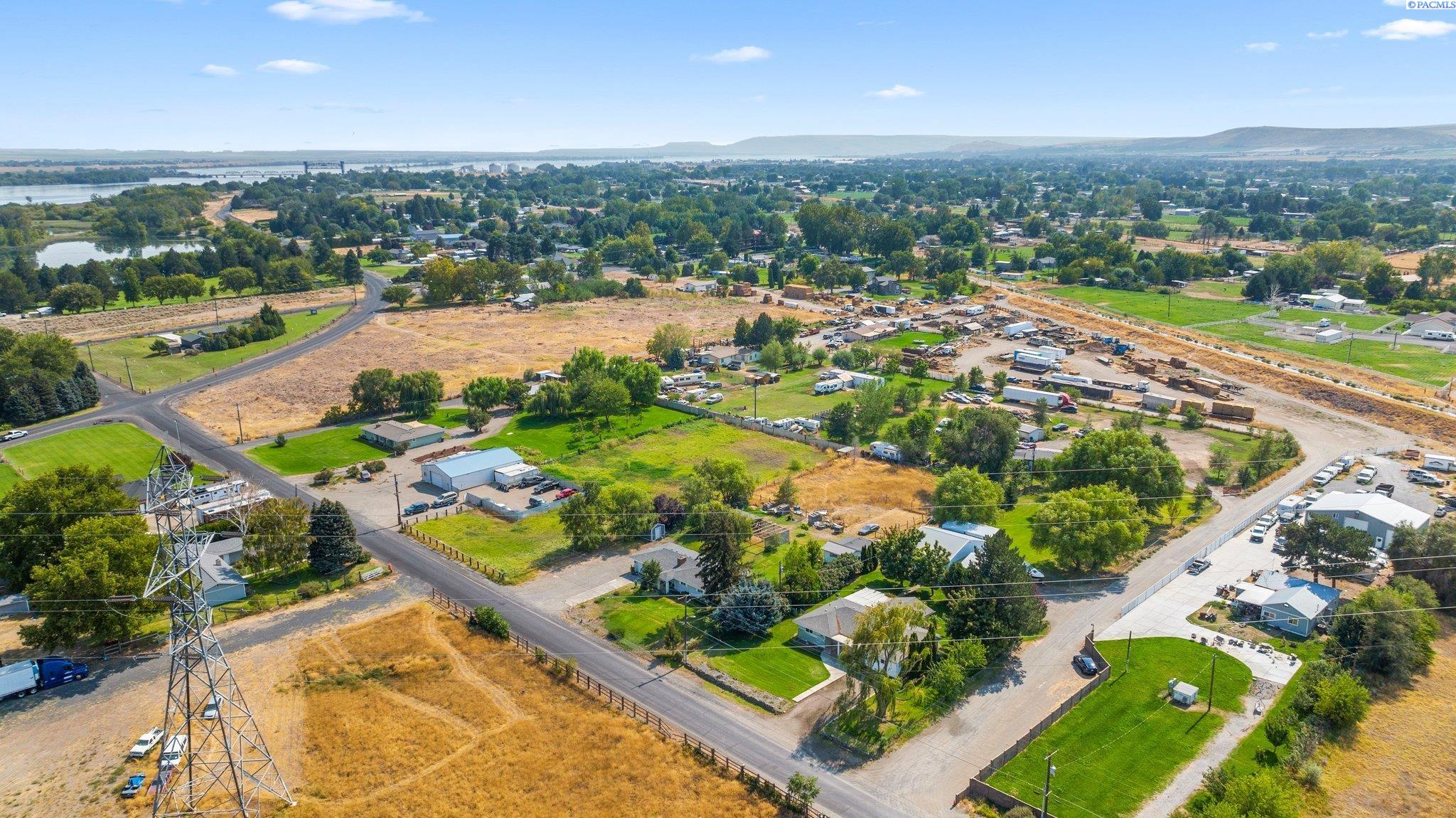 209705 East Schuster Road Kennewick, WA 99337 - Photo 31 of 37 Gallery Image 31