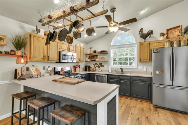 $300,000 | 401 Winston Court, St. Joseph, IL 61873