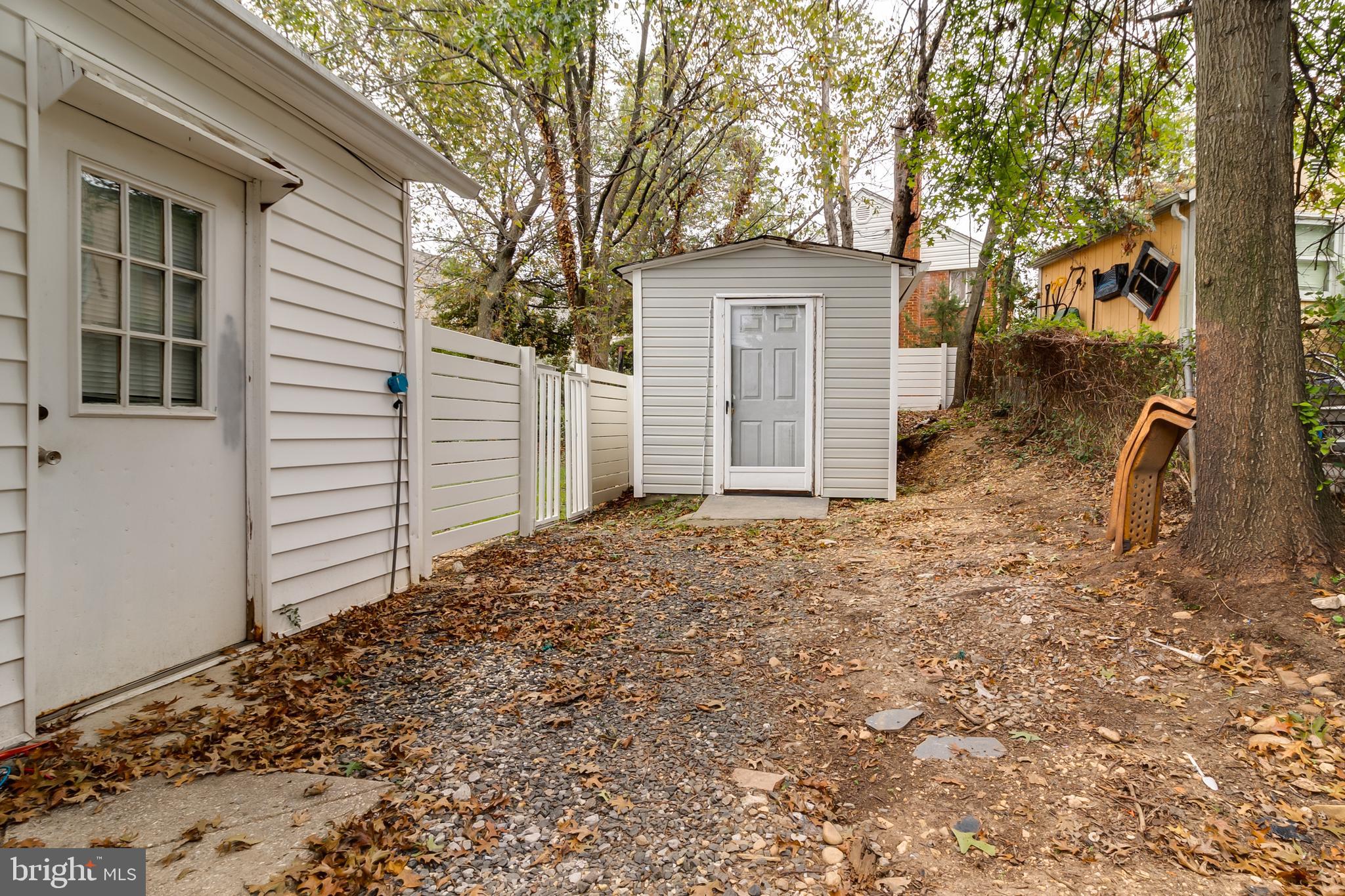 6823 Cabin John Road Springfield, VA 22150 - Photo 41 of 43
