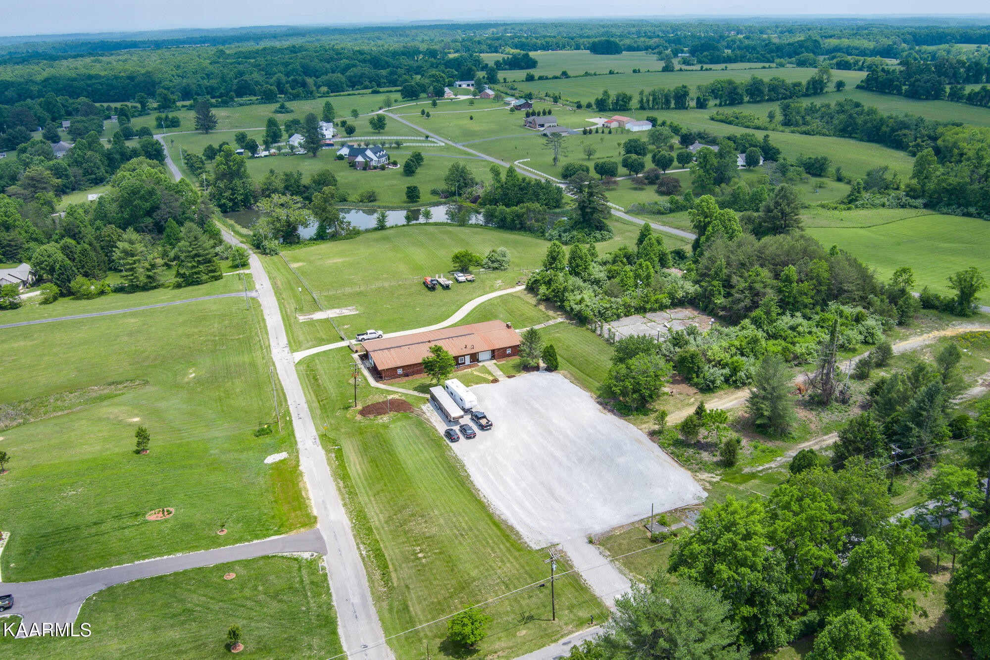 2281 Country Club Road Jamestown, TN 38556 - Photo 44 of 55 Gallery Image 44
