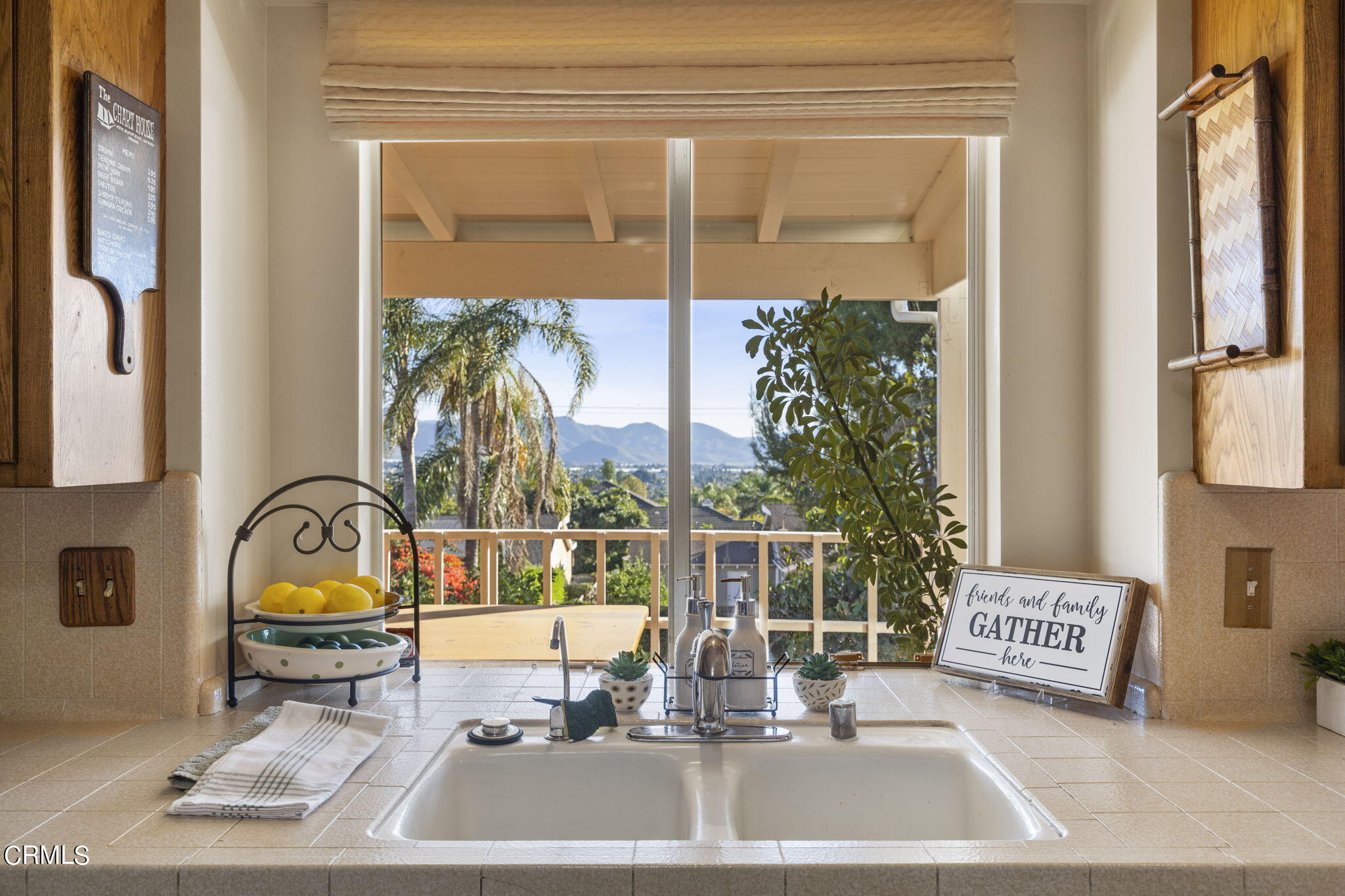 702 North Loop Drive Camarillo, CA 93010 - Photo 20 of 57 Kitchen View