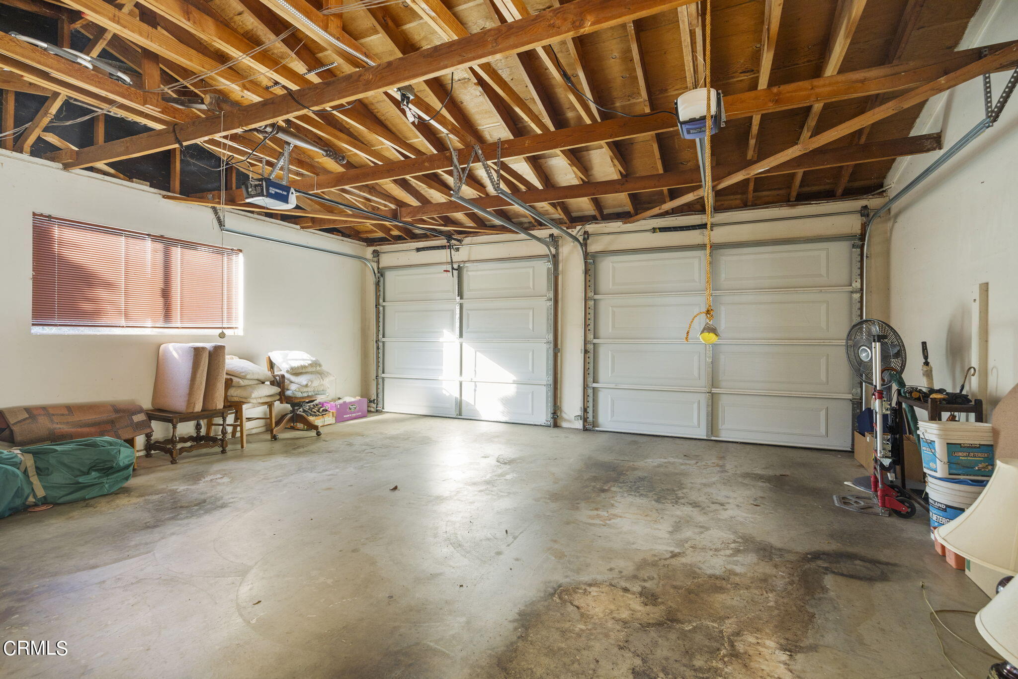 702 North Loop Drive Camarillo, CA 93010 - Photo 44 of 57 Garage