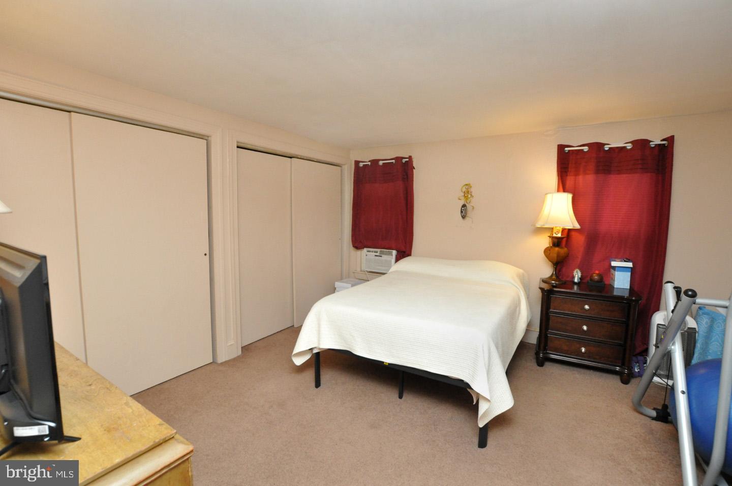 128 Spring Garden Street Riverside, NJ 08075 - Photo 16 of 24 Bedroom 1