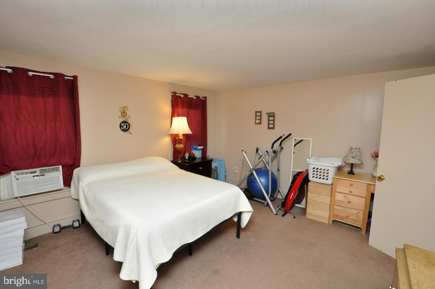 128 Spring Garden Street Riverside, NJ 08075 - Photo 17 of 24 Bedroom 1