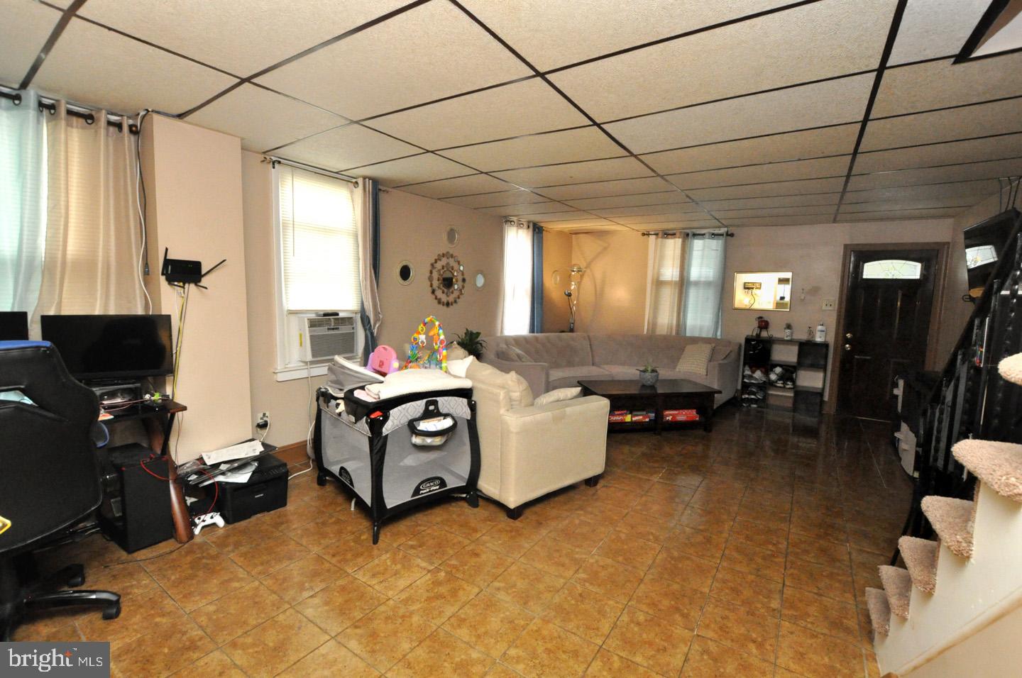 128 Spring Garden Street Riverside, NJ 08075 - Photo 8 of 24 Living Room