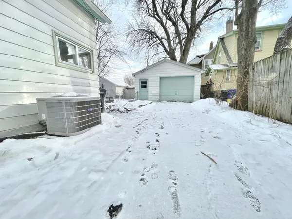 $259,000 | 670 Cherokee Avenue, St. Paul, MN 55107