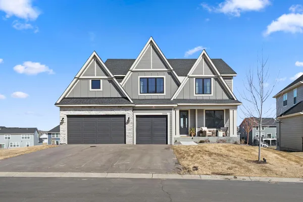 $890,000 | 11088 Kingsview Lane North, Dayton, MN 55369