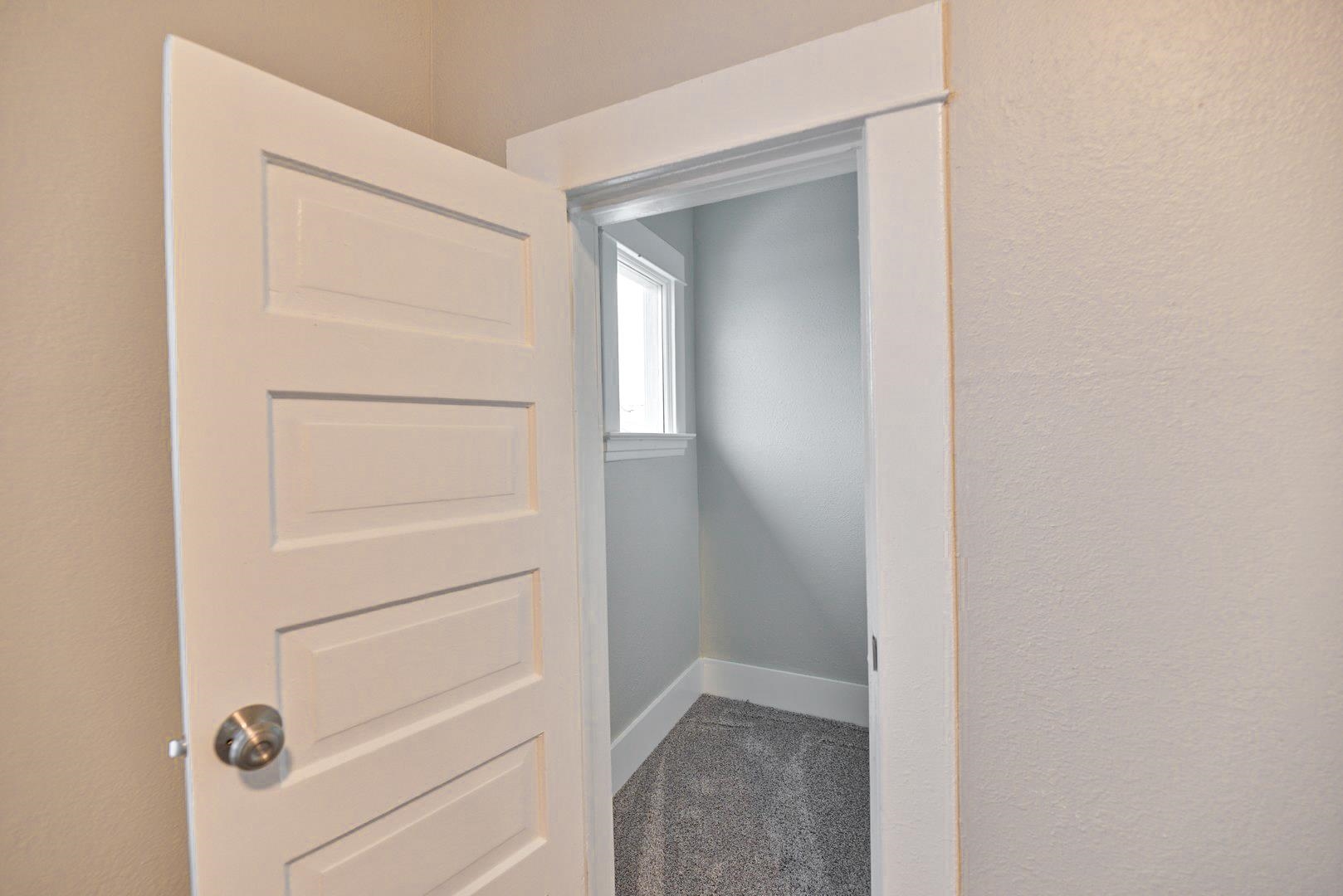 1807 East Boone Avenue Spokane, WA 99202 - Photo 8 of 21