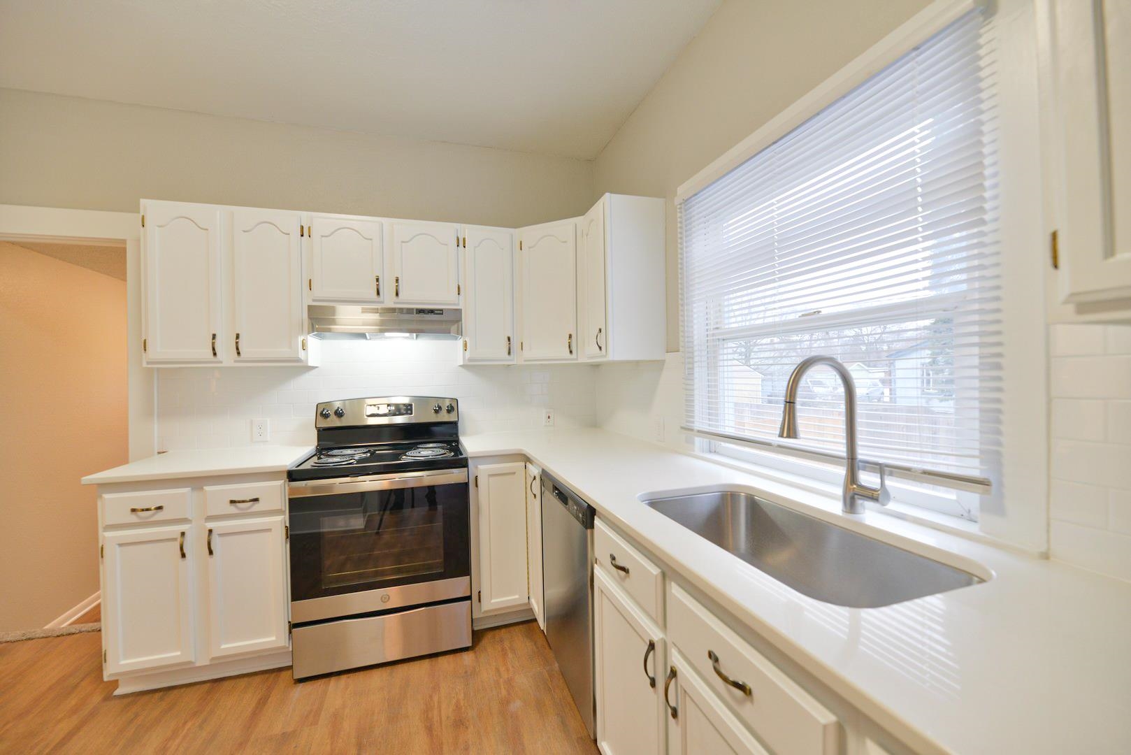 1807 East Boone Avenue Spokane, WA 99202 - Photo 10 of 21