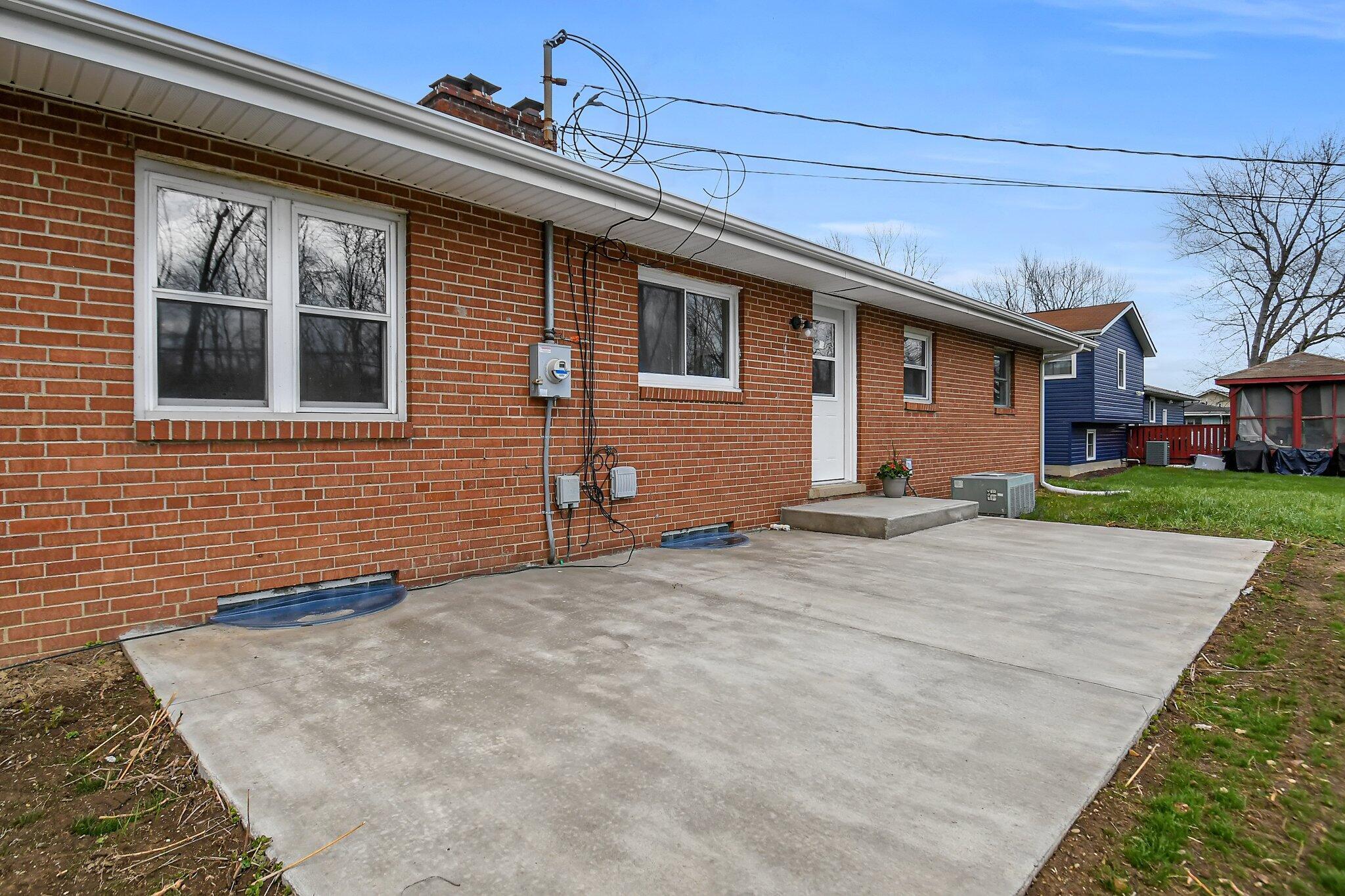 2265 Koebel Road Columbus, OH 43207 - Photo 21 of 22 new concrete patio
