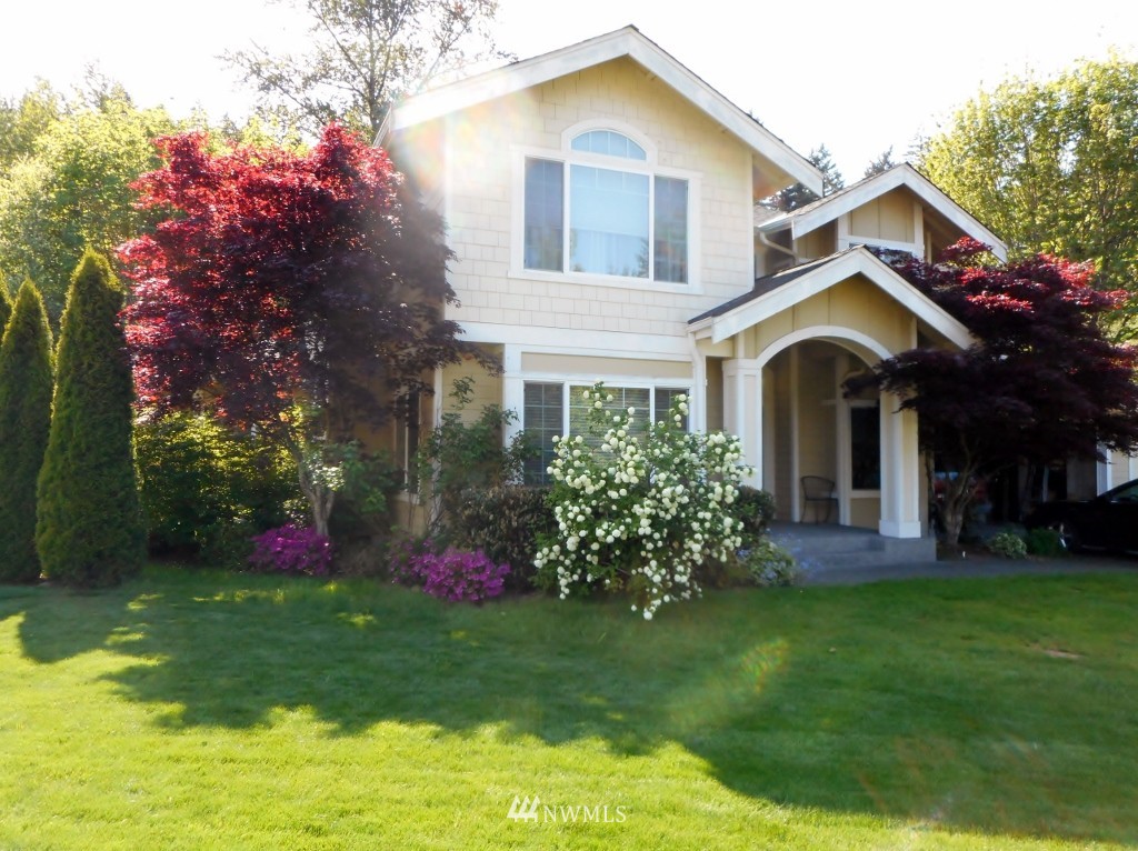 22002 Vine Road Brier, WA 98036 - Photo 1 of 20 Gallery Image 1