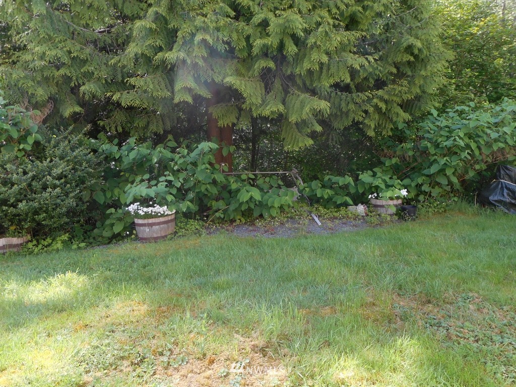 22002 Vine Road Brier, WA 98036 - Photo 18 of 20 Gallery Image 18