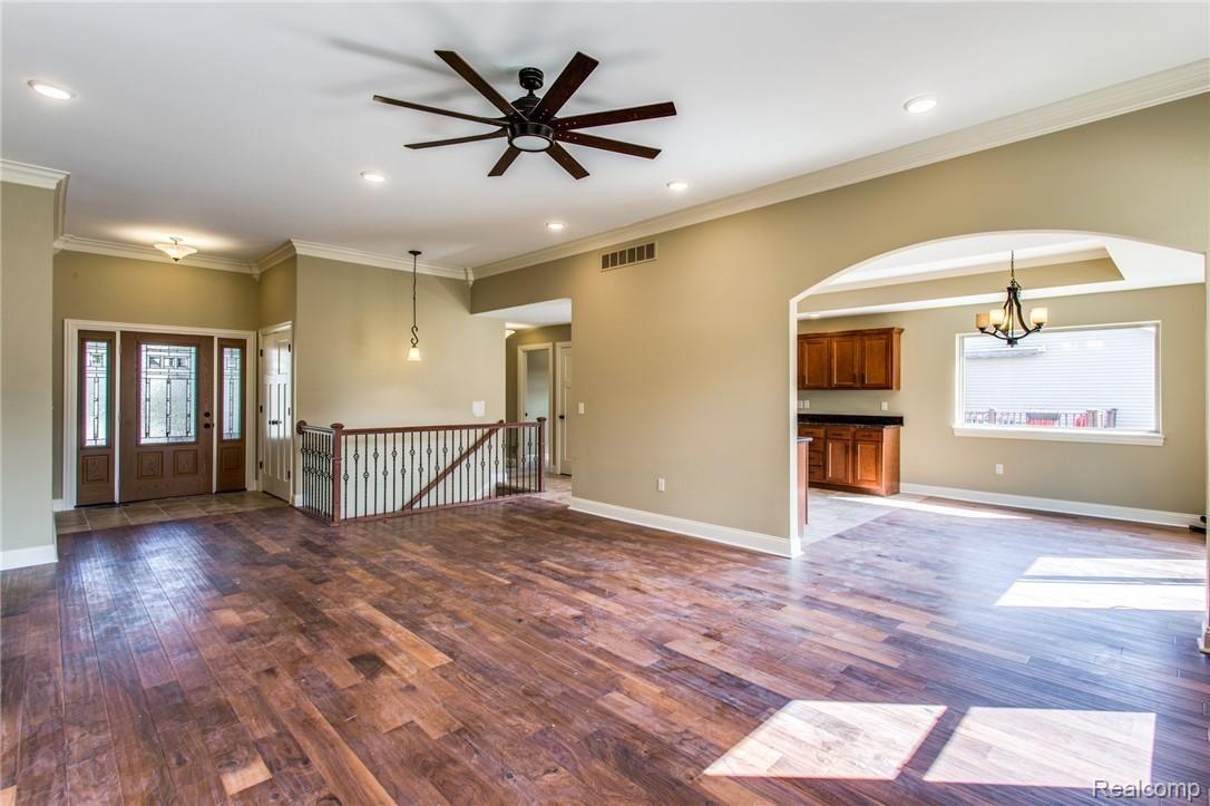122 Rella Rae Avenue Marysville, MI 48040 - Photo 4 of 30 122 Rella Rae Ave-8.JPG