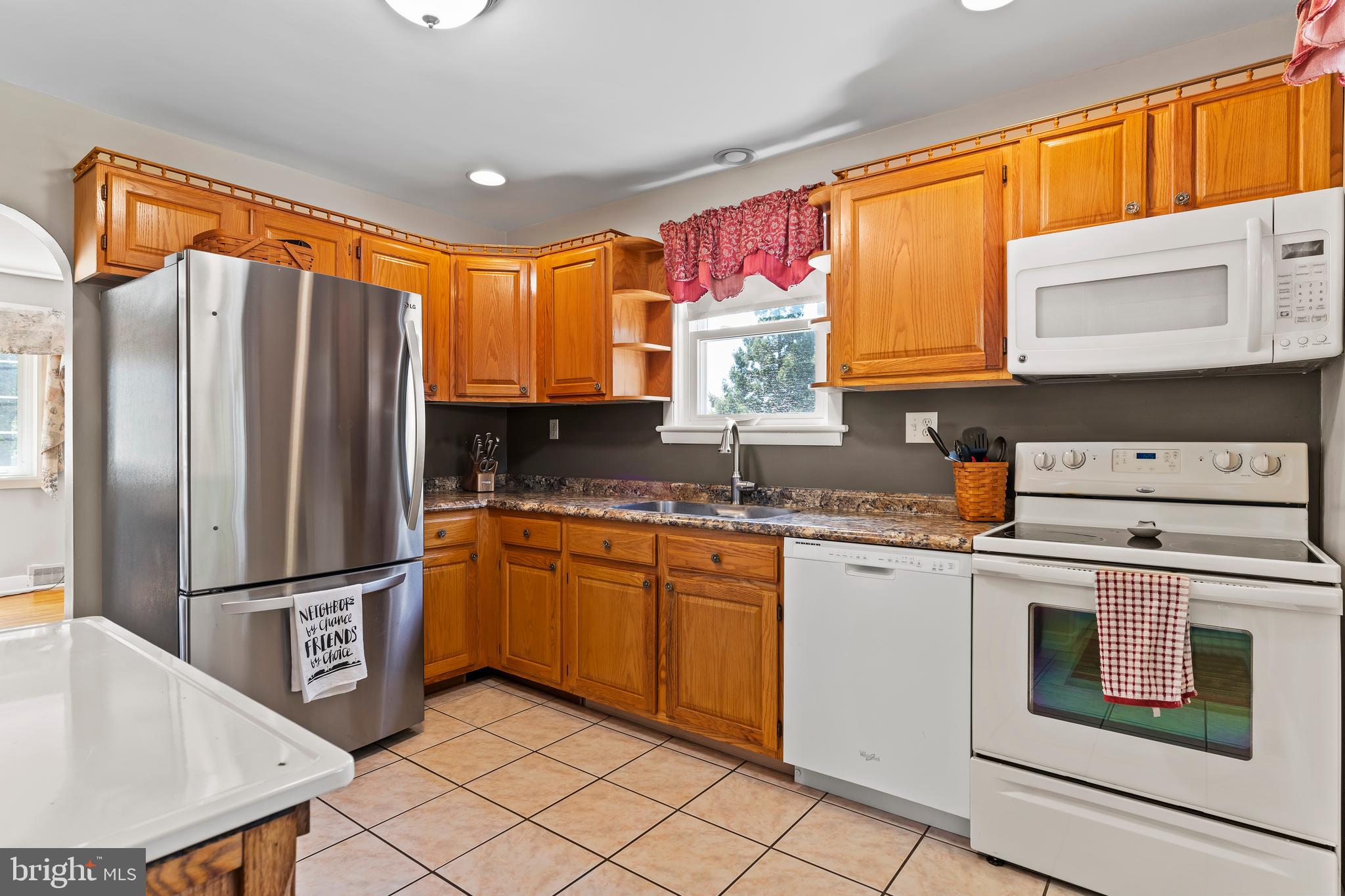 5112 Ridgeview Drive Harrisburg, PA 17112 - Photo 10 of 34 Gallery Image 10