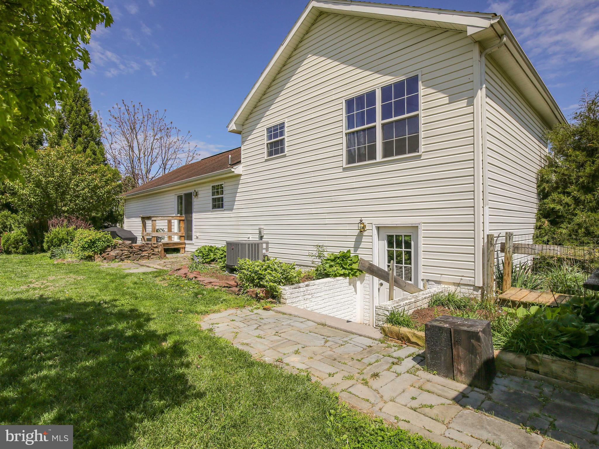 41 Jack Rabbit Lane Ranson, WV 25438 - Photo 3 of 33 Gallery Image 3