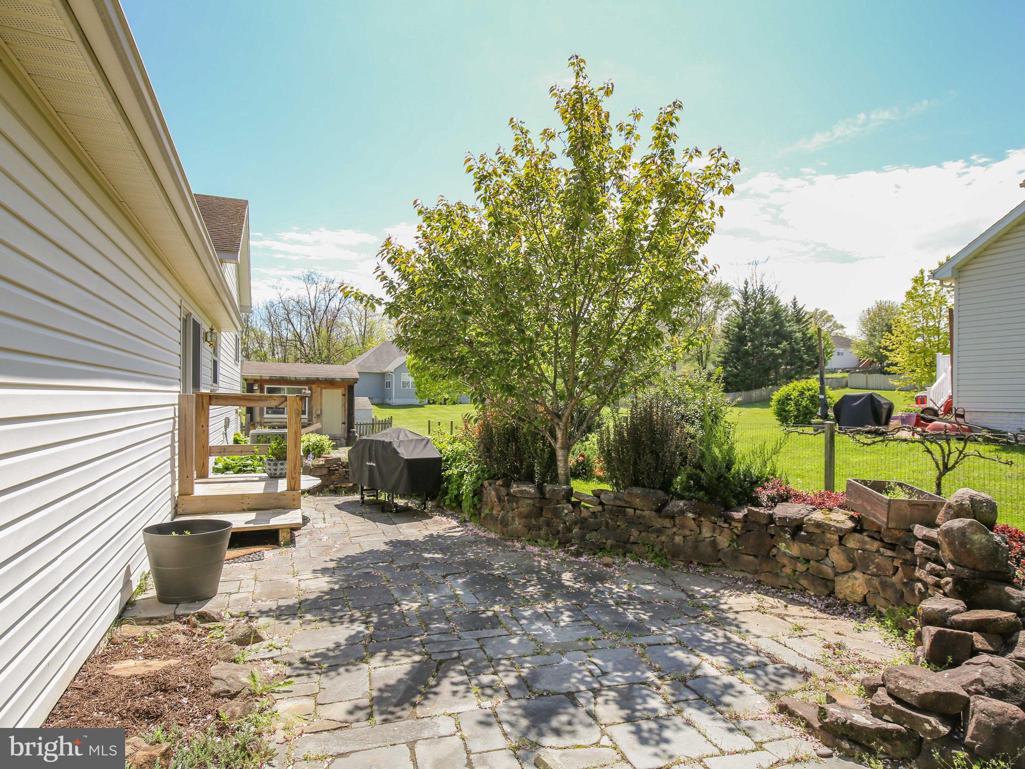 41 Jack Rabbit Lane Ranson, WV 25438 - Photo 4 of 33 Gallery Image 4